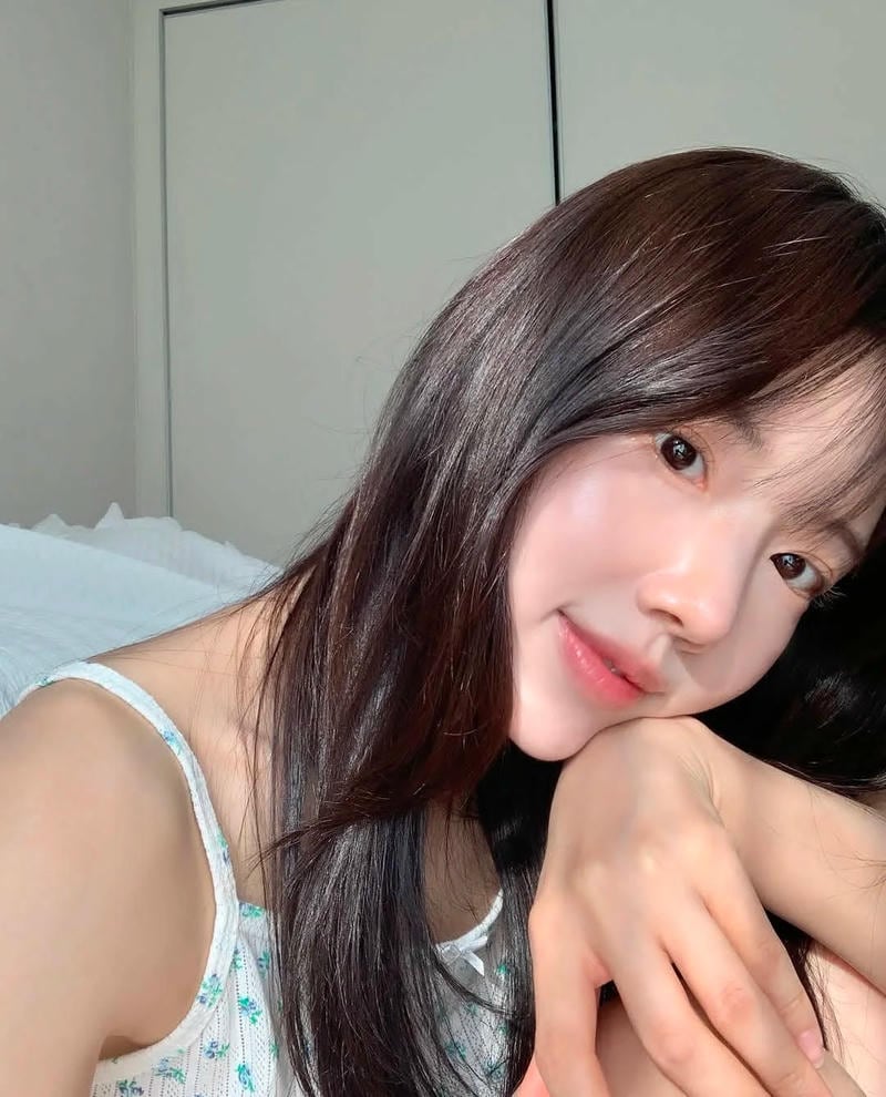 Hình avatar gái xinh hàn quốc tươi trẻ