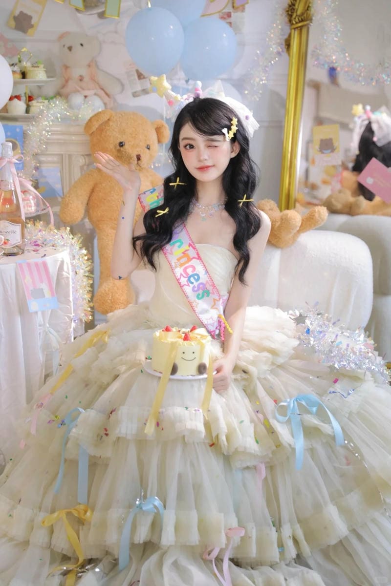 Tải ảnh gái xinh chúc mừng sinh nhật phong cách ngọt ngào