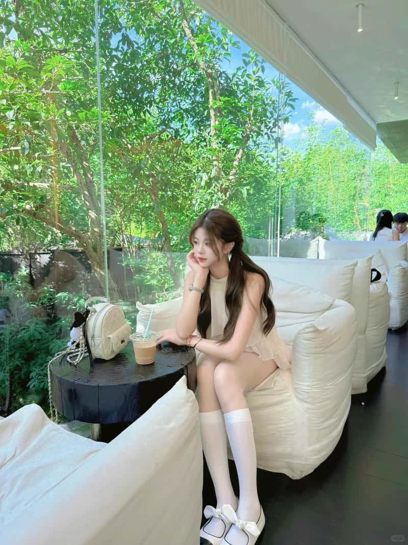 Tải ảnh gái xinh hàn quốc dáng vẻ dịu dàng