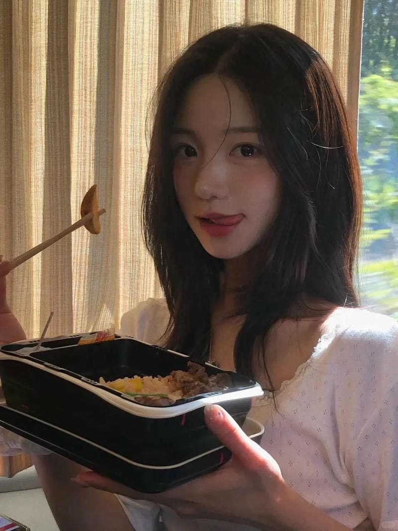 Tải ảnh gái xinh hàn quốc tự tin cá tính