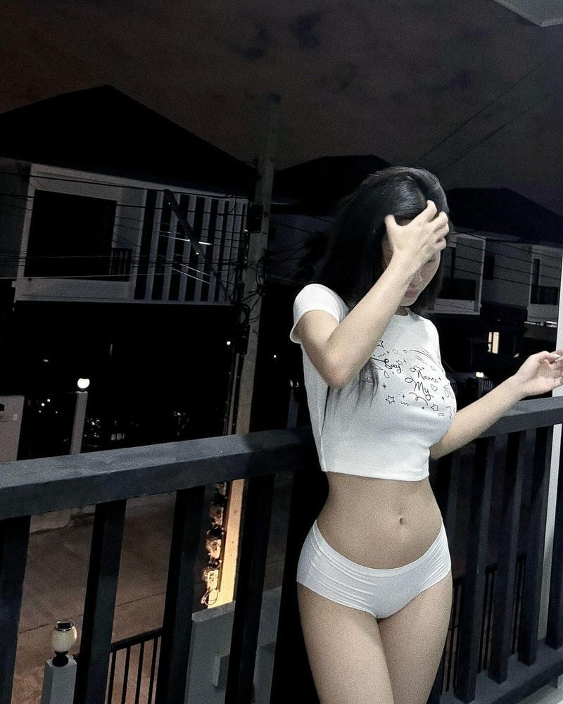 Tải hình gái mặc đồ bó sát