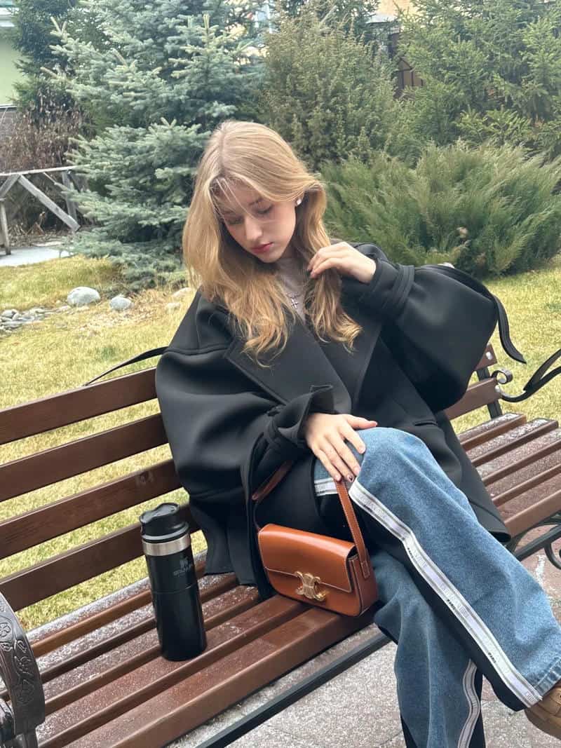 Xem ảnh gái tây phong cách đời thường