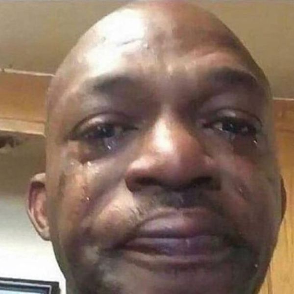 anh da đen khóc hết nước mắt