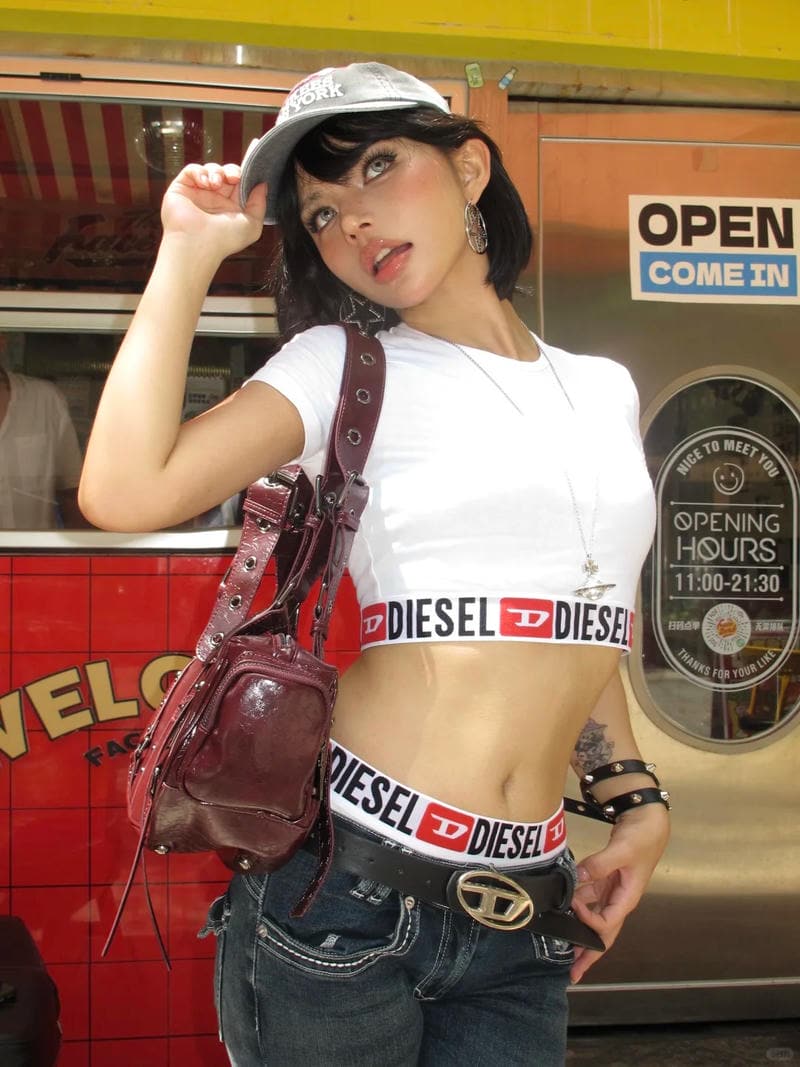 ảnh mạng gái xinh châu âu tươi tắn