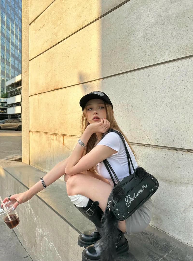 ảnh mạng gái xinh châu âu vẻ ngoài thu hút