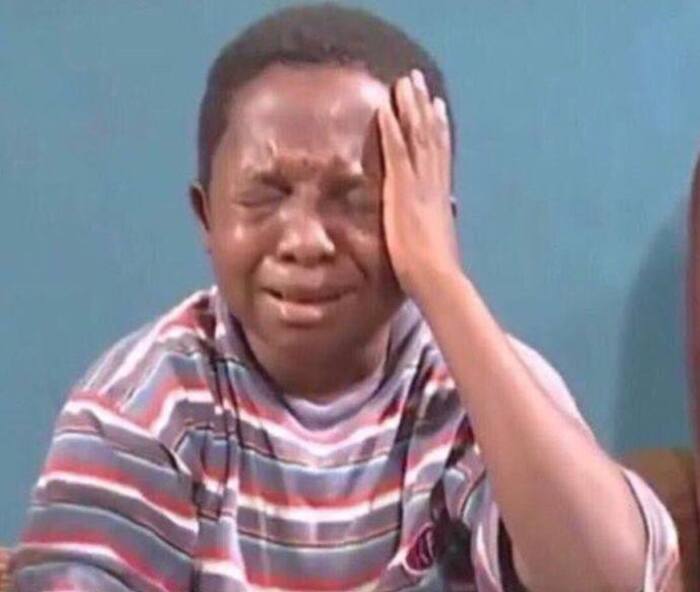 ảnh meme đau đầu siêu hài bựa