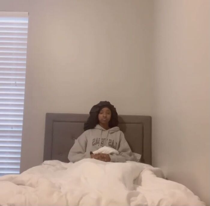 ảnh meme mới ngủ dậy hài bựa