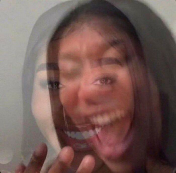 ảnh vừa cười vừa khóc meme chế hài