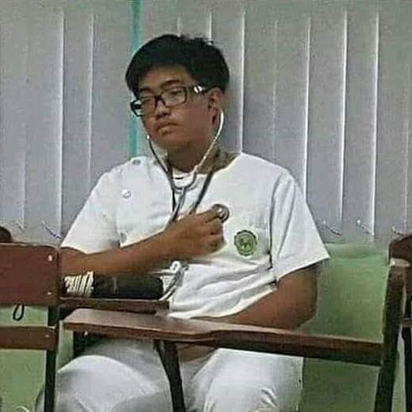 bất lực lắm rồi