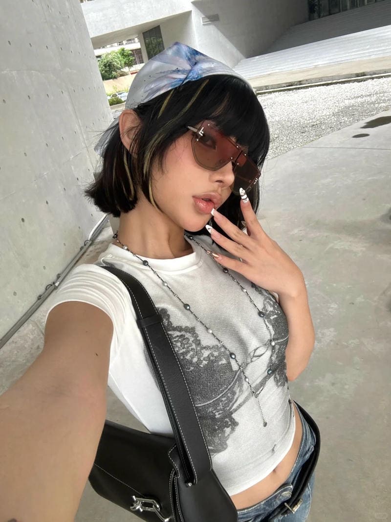 bộ hình gái xinh châu âu vẻ ngoài thu hút