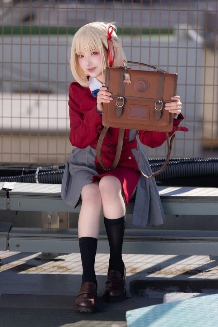 cosplay học sinh xinh