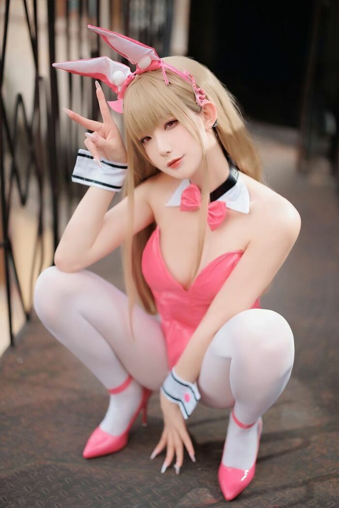 cosplay thỏ 5k