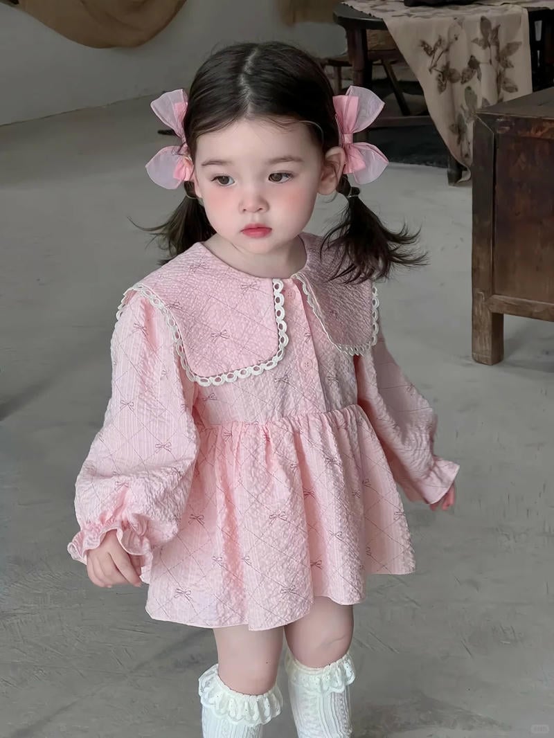 hình nền bé gái ngọt ngào và hồn nhiên