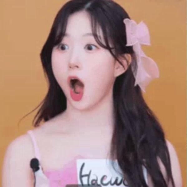 meme bất ngờ đáng iu