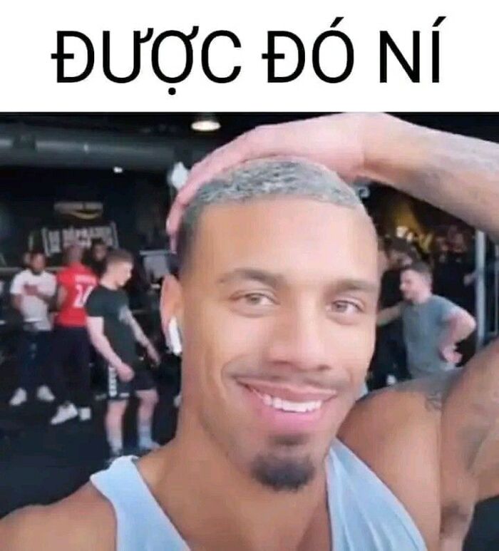 meme xoa đầu chế bựa