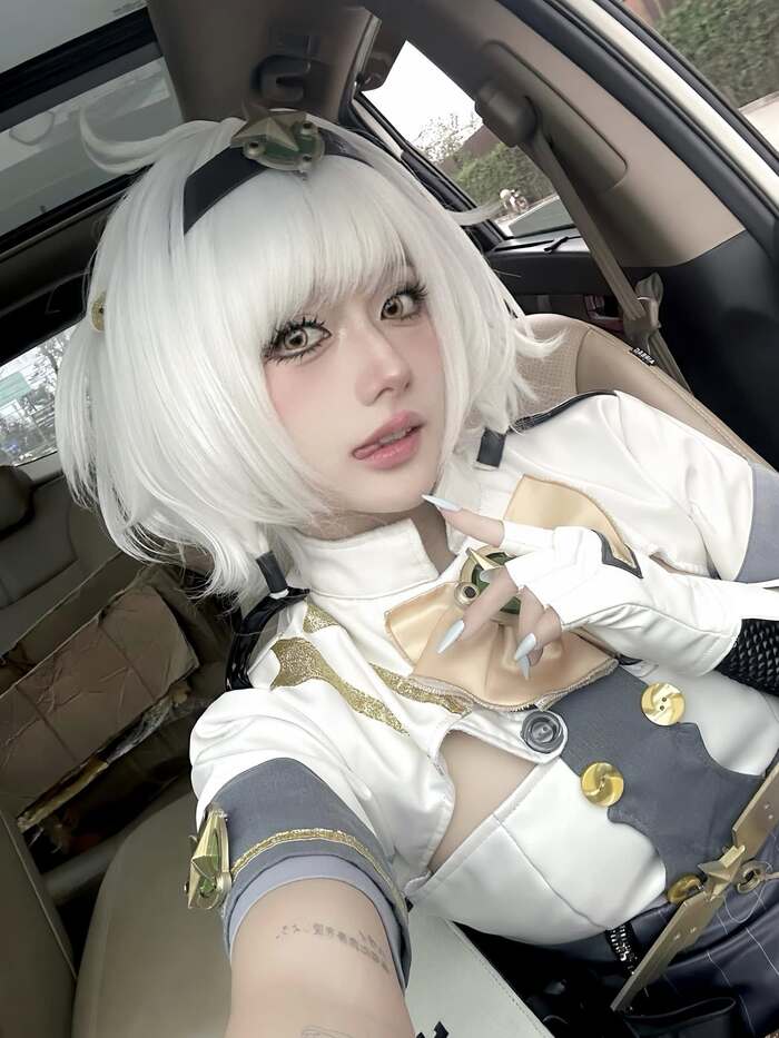 nguyễn thị hà vi cosplay