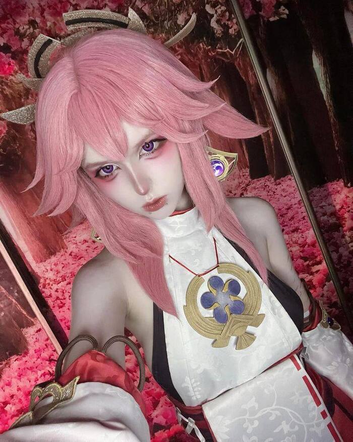 yae miko cosplay ngầu nhất