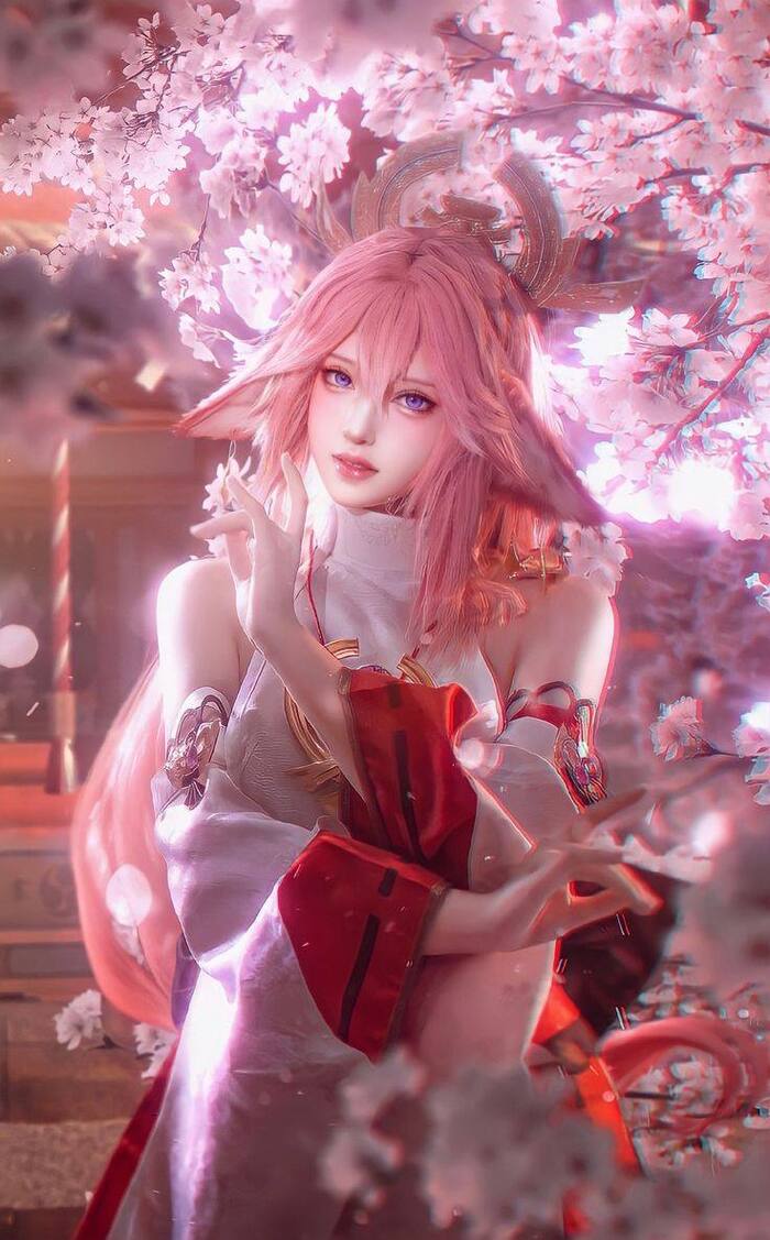 yae miko cosplay siêu ngầu