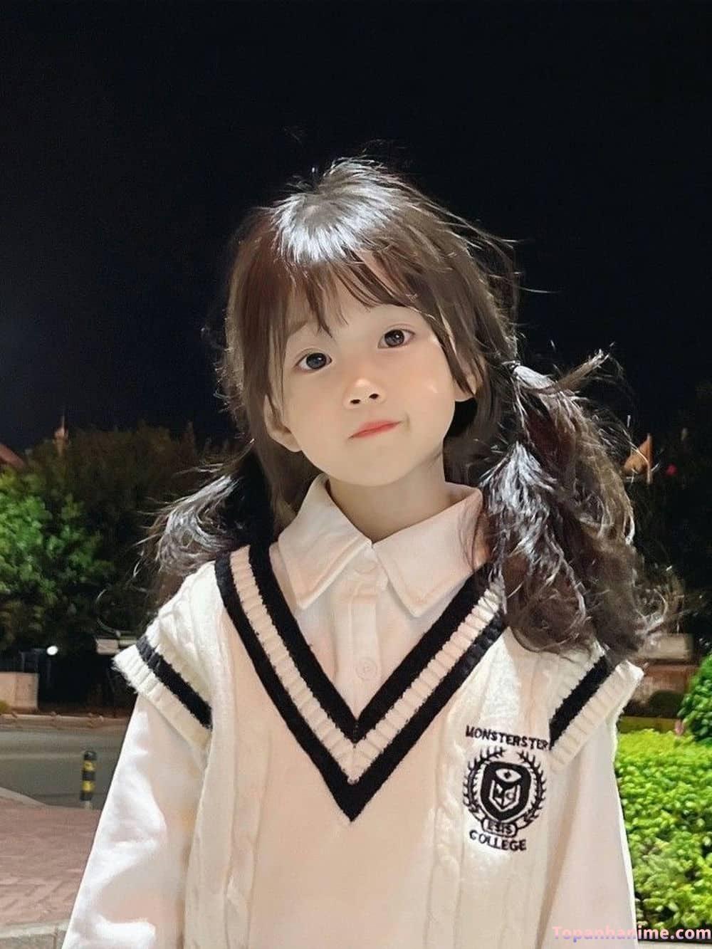 Ảnh bé gái cười tươi