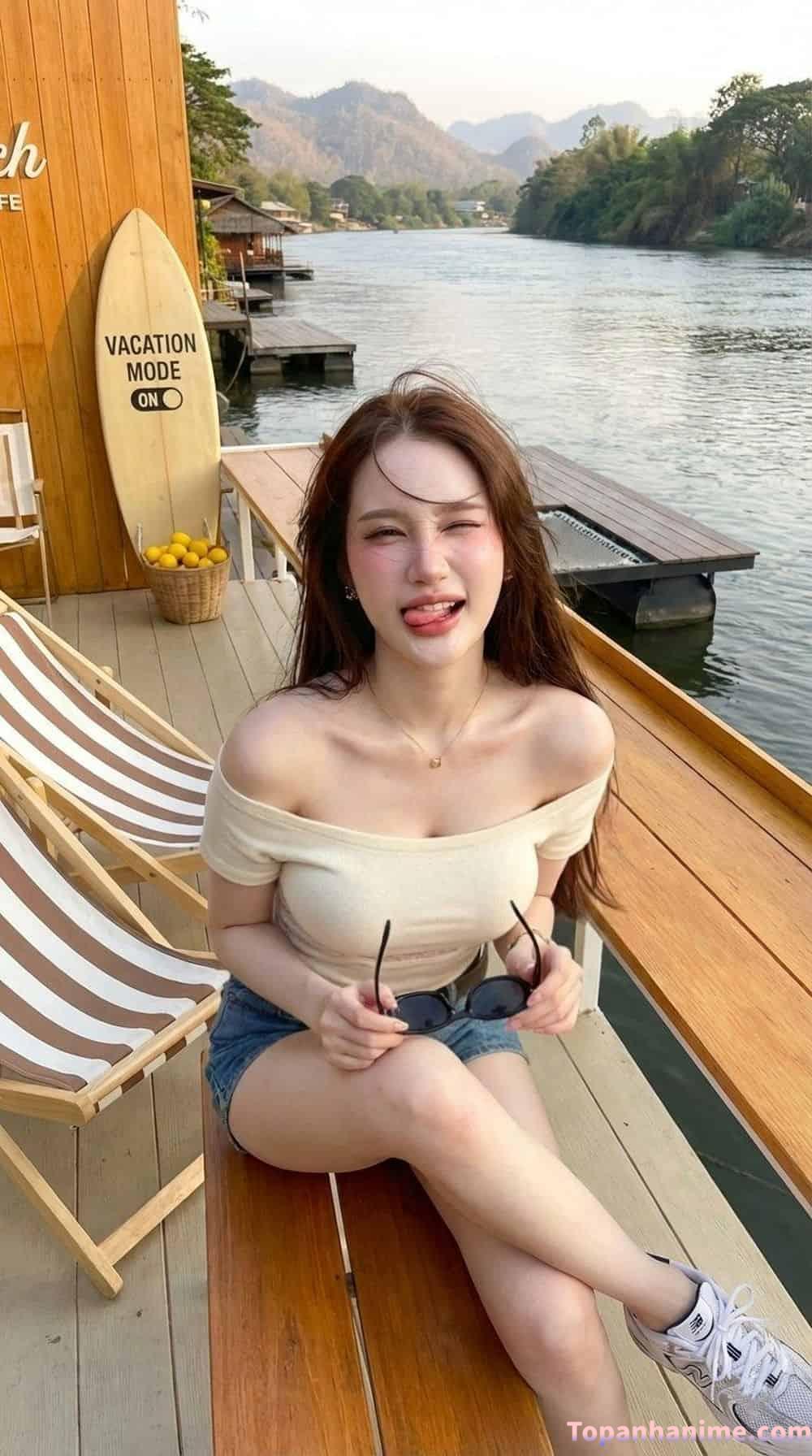 Ảnh gái xinh châu âu trẻ