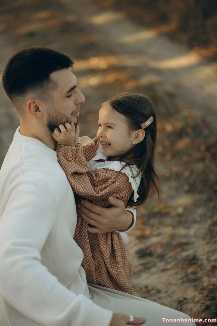 Cha bên con gái nhỏ