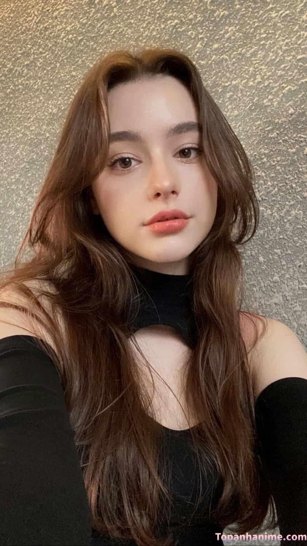 Gái xinh châu âu dịu