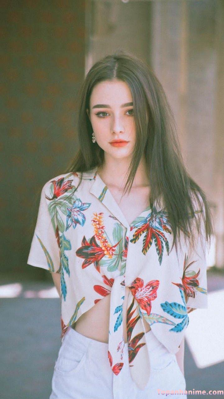 Gái xinh châu âu lạnh