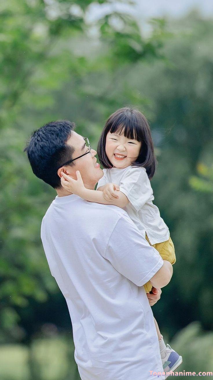 Hình ảnh cha chăm con