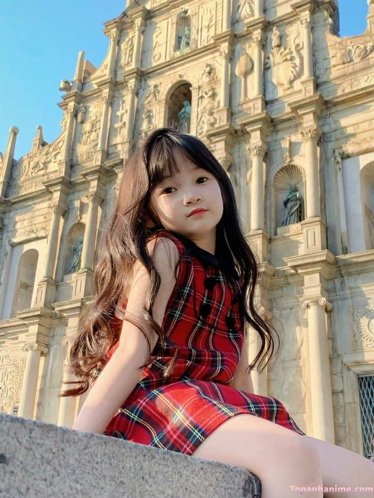 ảnh bé gái ngây thơ