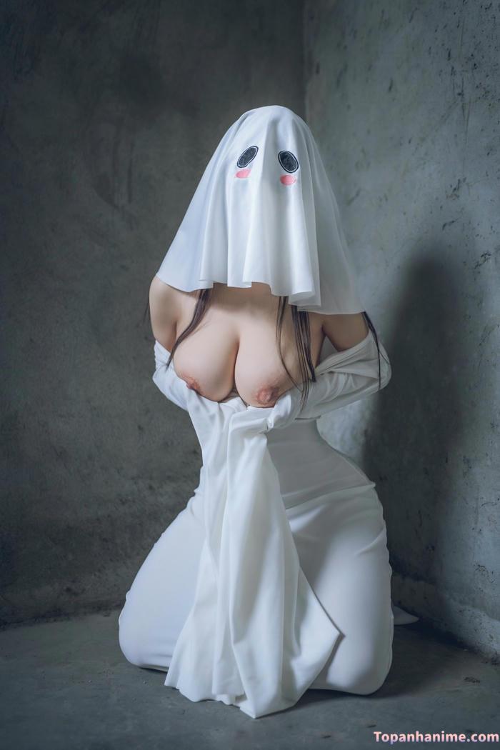 Ảnh vú to không che ngọt nước