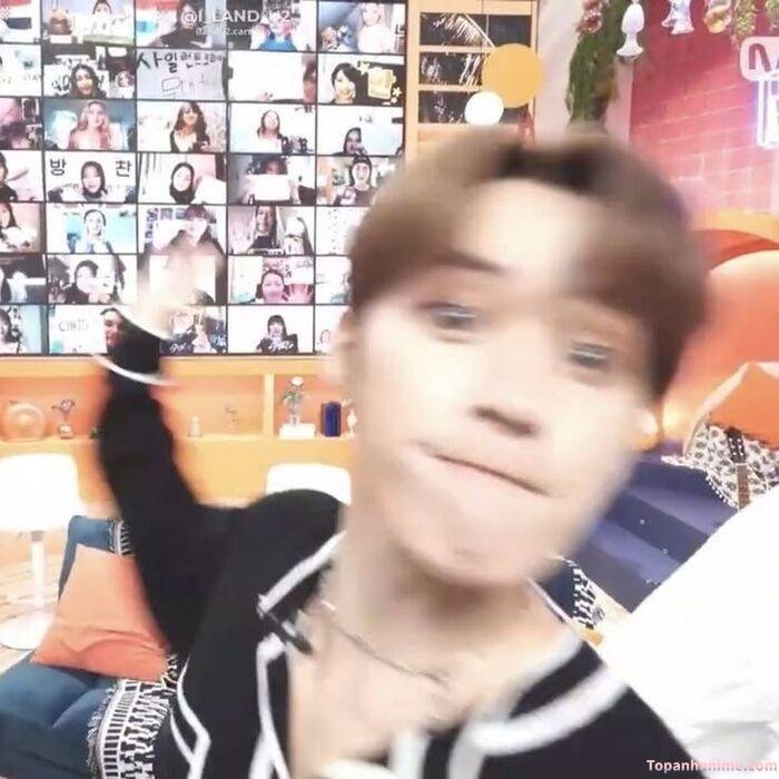 meme tát nhưng buồn cười