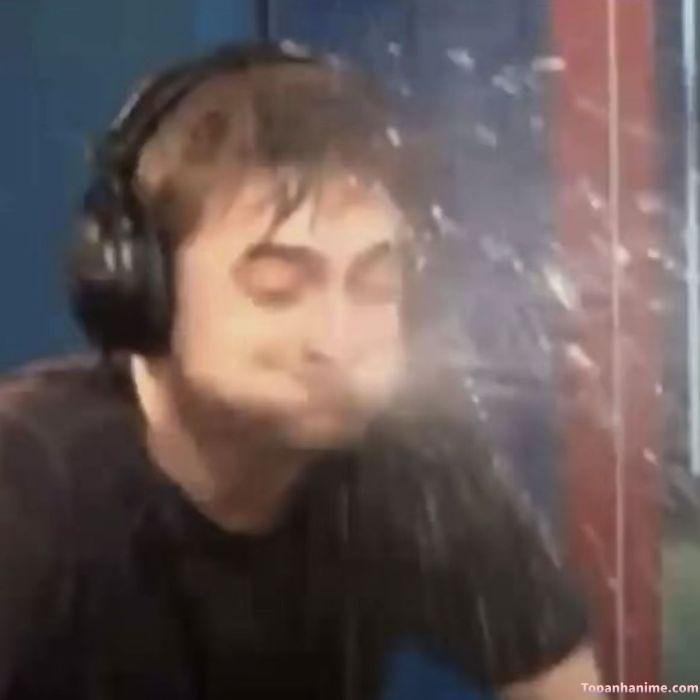 ảnh meme ngạc nhiên phụt