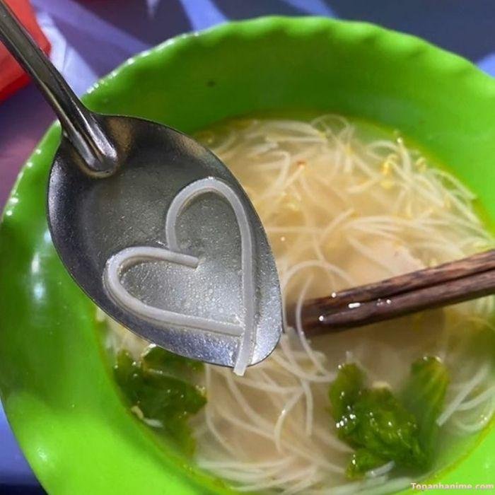 có cái nịt meme mỳ
