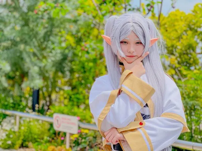 Khám phá nét đẹp trong trẻo qua loạt ảnh cosplay frieren độc đáo Khám phá nét đẹp trong trẻo qua loạt ảnh cosplay frieren độc đáo