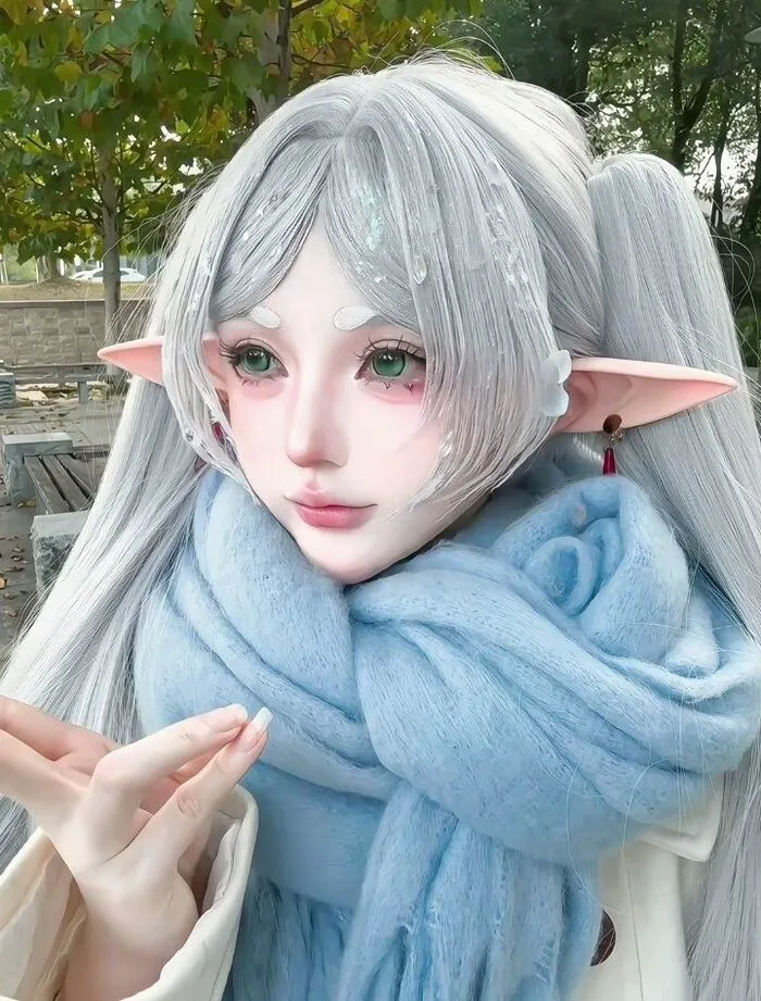 Khám phá nét đẹp trong trẻo qua loạt ảnh cosplay frieren độc đáo Khám phá nét đẹp trong trẻo qua loạt ảnh cosplay frieren độc đáo