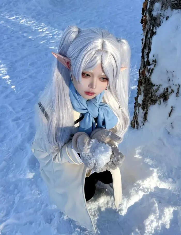 Khám phá nét đẹp trong trẻo qua loạt ảnh cosplay frieren độc đáo Khám phá nét đẹp trong trẻo qua loạt ảnh cosplay frieren độc đáo
