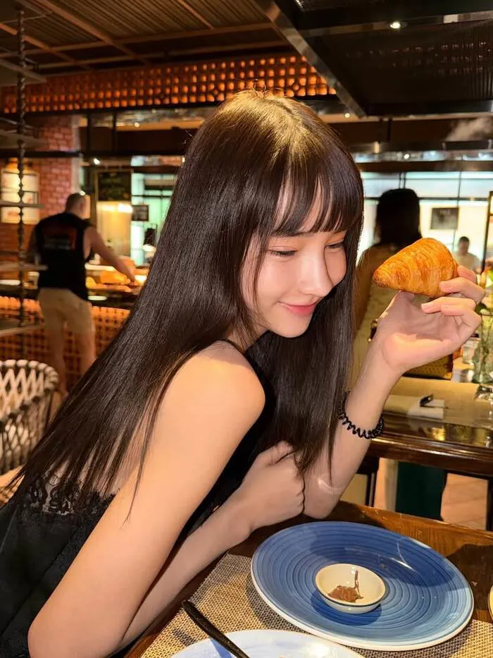 Ngắm nhìn 238+ ảnh gái 2k6 xinh xắn, trong veo hút hồn