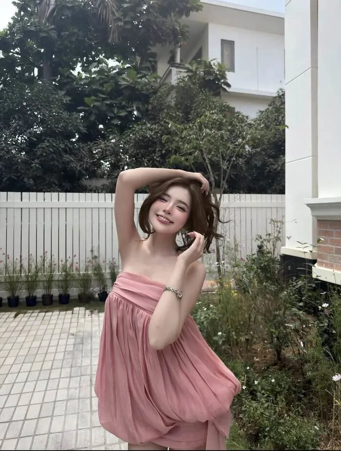Top 108+ gái xinh 2k7 tươi tắn hút hồn người xem