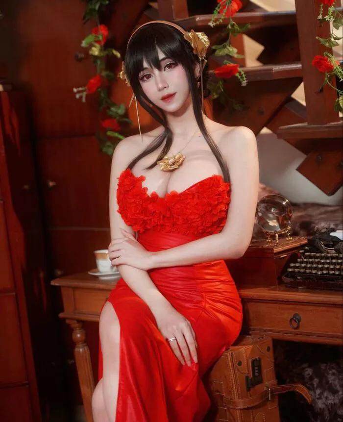Hơn 150+ gái xinh cosplay khoe sắc, đốn tim fan hâm mộ Anime
