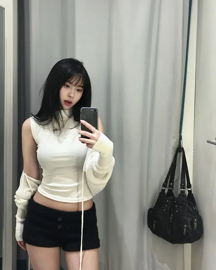 Top 145+ gái xinh mặc quần ngắn khoe dáng đẹp hút hồn Top 145+ gái xinh mặc quần ngắn khoe dáng đẹp hút hồn