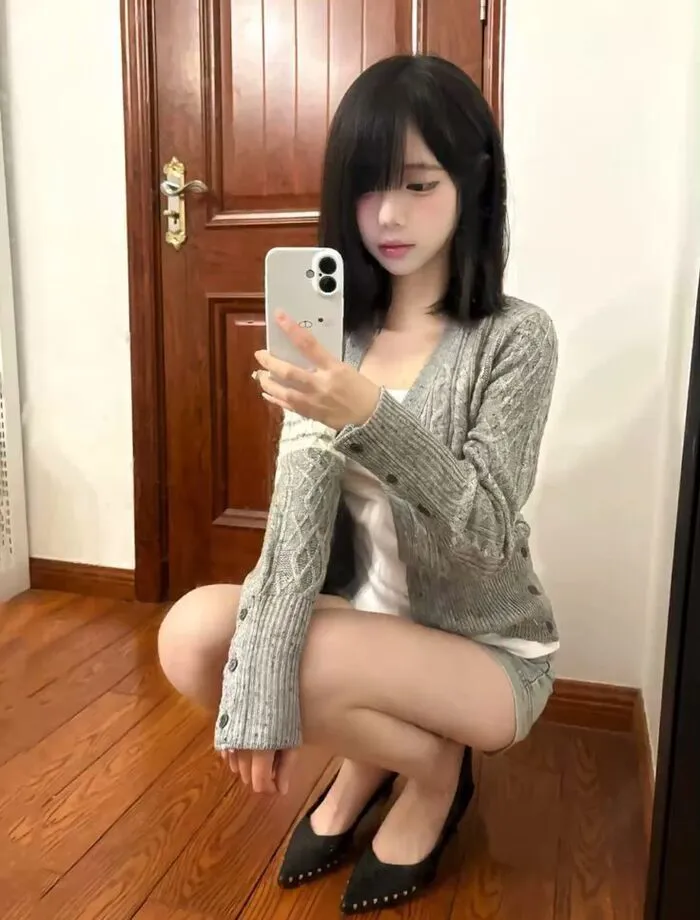 Top 145+ gái xinh mặc quần ngắn khoe dáng đẹp hút hồn Top 145+ gái xinh mặc quần ngắn khoe dáng đẹp hút hồn