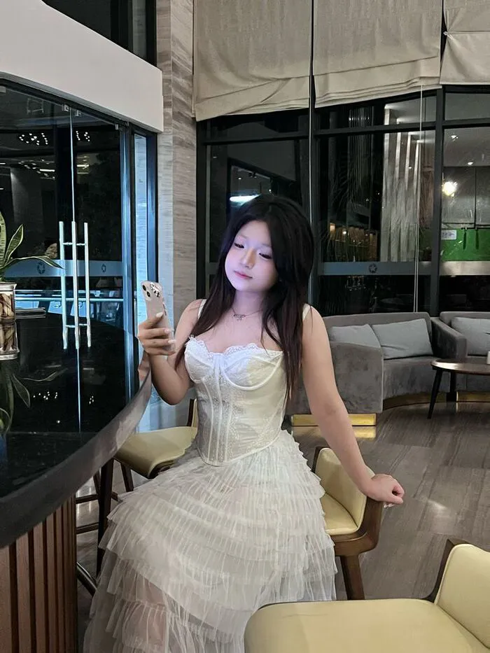 Khám phá 108+ ảnh gái xinh mặc váy lưới đầy quyến rũ Khám phá 108+ ảnh gái xinh mặc váy lưới đầy quyến rũ