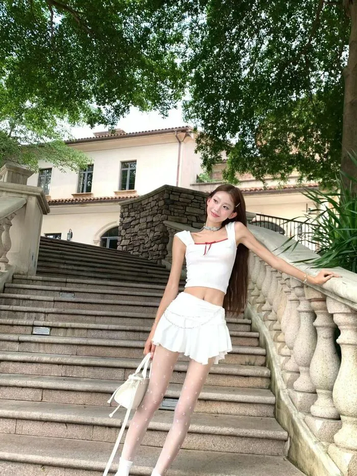 98+ ảnh hot girl chân dài quyến rũ, thu hút mọi ánh nhìn 98+ ảnh hot girl chân dài quyến rũ, thu hút mọi ánh nhìn