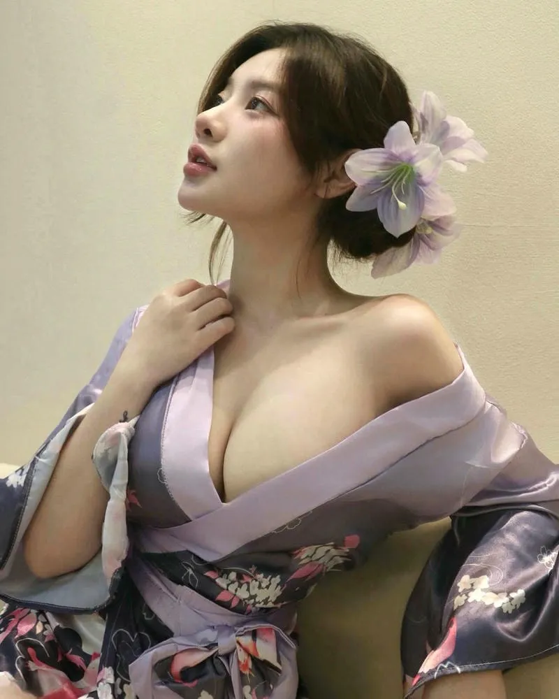138+ ảnh gái hở hang quyến rũ, thu hút mọi ánh nhìn