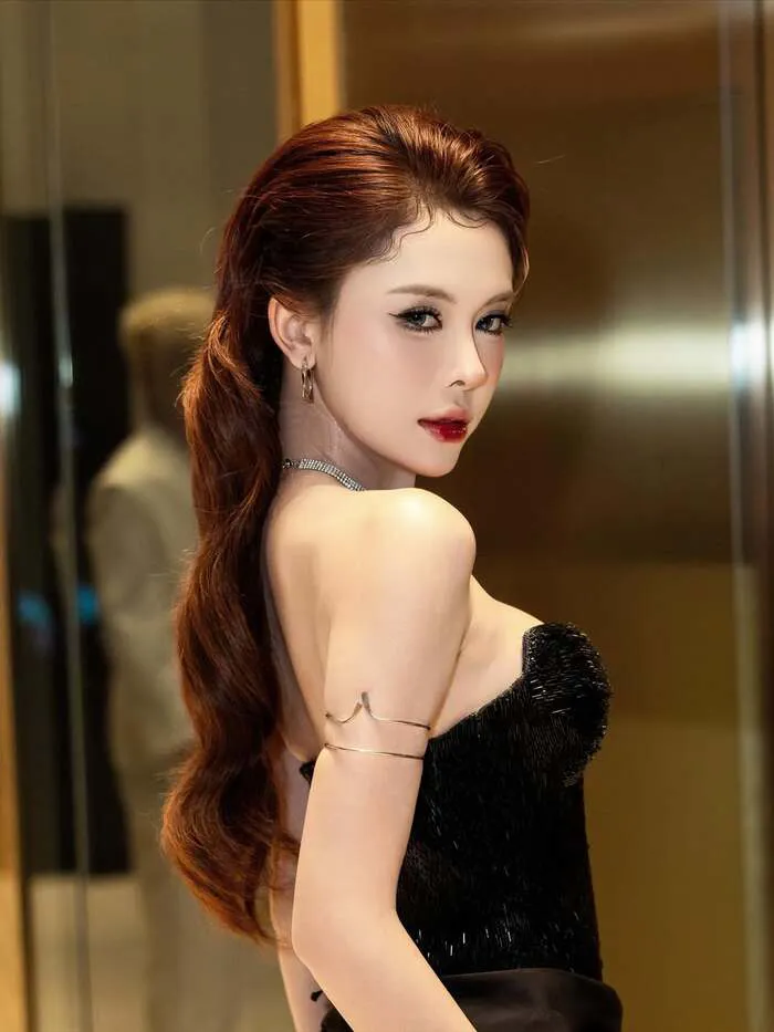 Hơn 238+ ảnh võ nữ ngân hà cực đỉnh, độc đáo không thể bỏ lỡ
