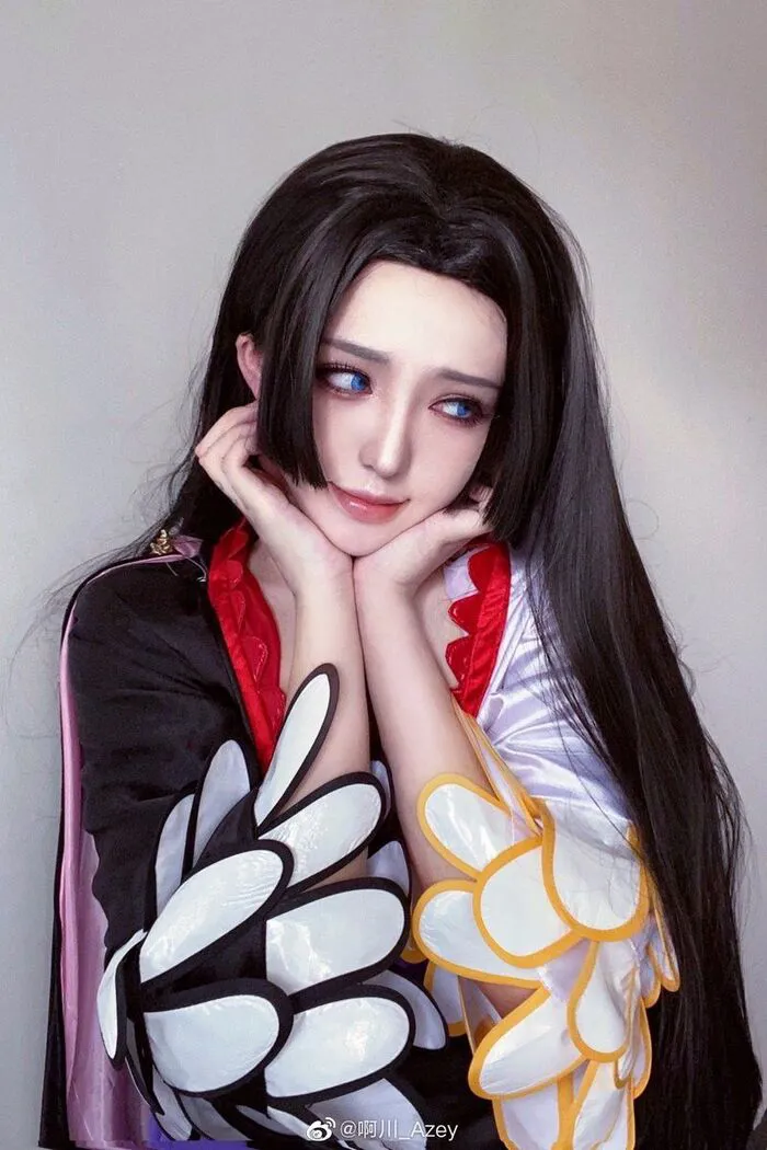 Top 127+ cosplay boa hancock xinh đẹp mê hồn người xem