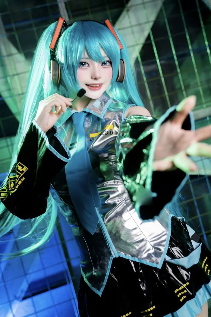 108+ ảnh cosplay miku sắc nét: Đắm chìm cùng nàng vocaloid 108+ ảnh cosplay miku sắc nét: Đắm chìm cùng nàng vocaloid
