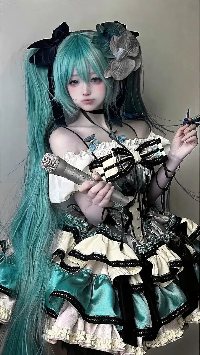 108+ ảnh cosplay miku sắc nét: Đắm chìm cùng nàng vocaloid 108+ ảnh cosplay miku sắc nét: Đắm chìm cùng nàng vocaloid