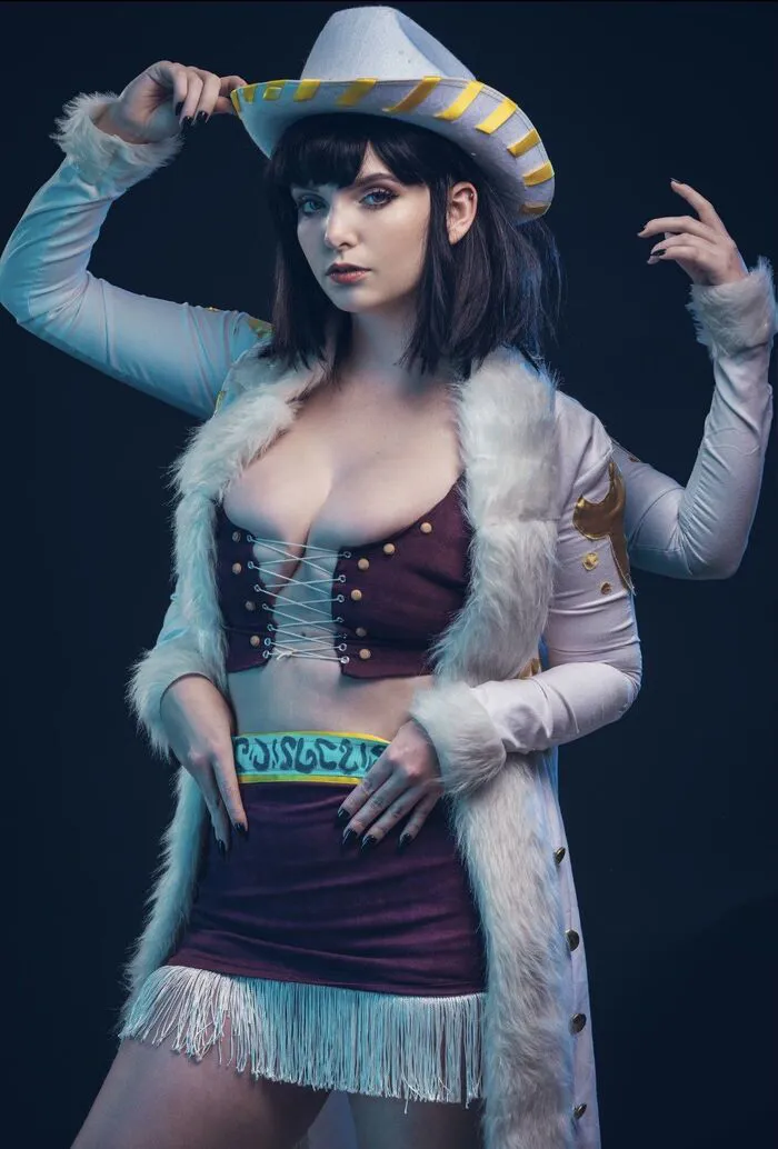 Tuyển tập 168+ cosplay robin nóng bỏng, cuốn hút mọi ánh nhìn