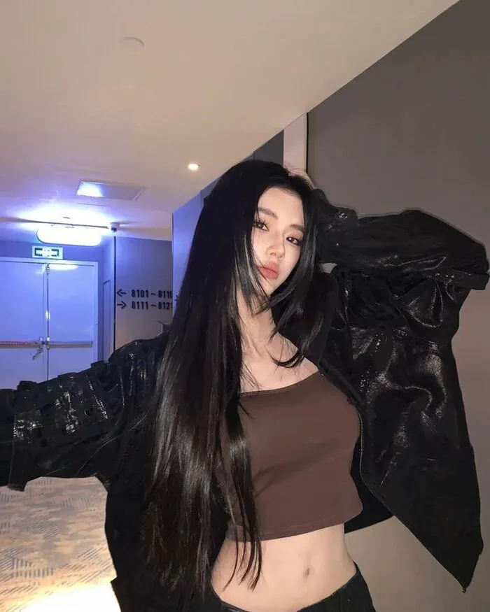 Gợi ý loạt gái xinh 2k3 thu hút mọi ánh nhìn